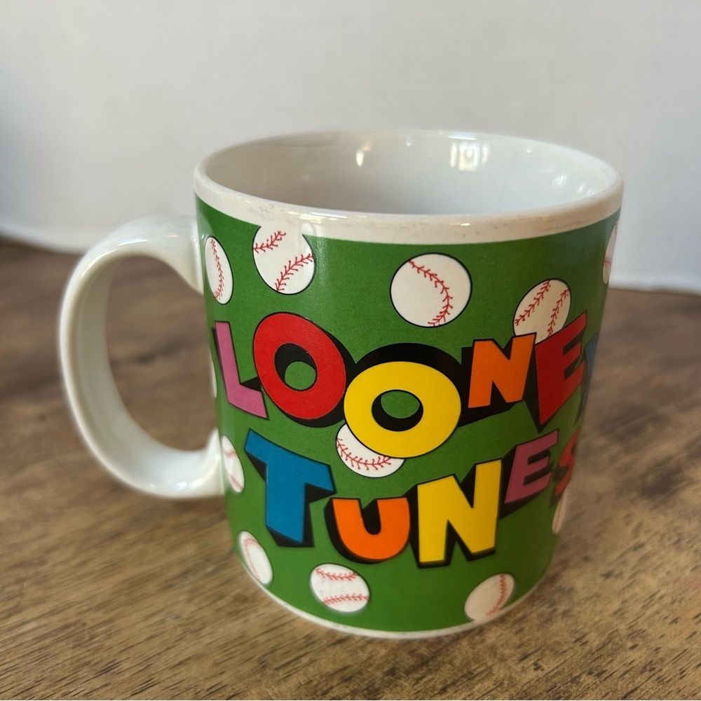 Vintage Looney Tunes Mug Coffee Bugs Bunny Baseball 1994 Warner Bros Sakura - Picture 3 of 8
